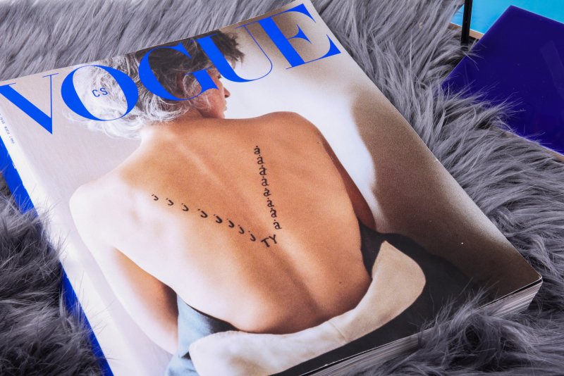 Titulní strana prvního vydání CS Vogue